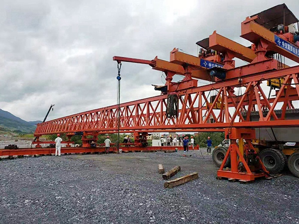 公路架橋機小編為大家詳細(xì)介紹一下