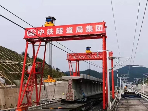 介紹路橋門式起重機(jī)的產(chǎn)品特點(diǎn)