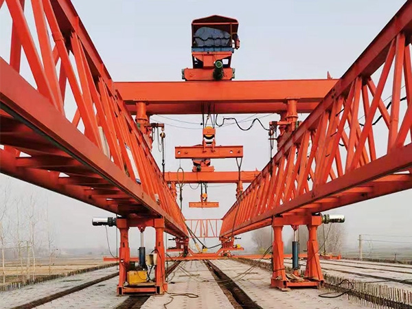 鐵路架橋機(jī)租賃公司的架橋機(jī)：技術(shù)演進(jìn)推動(dòng)橋梁建設(shè)新發(fā)展