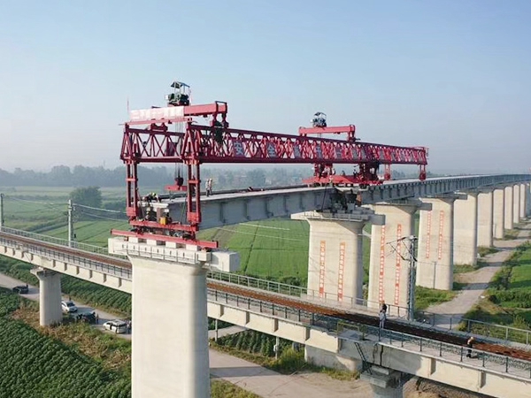 廣西架橋機(jī)出租公司 自平衡架橋機(jī)