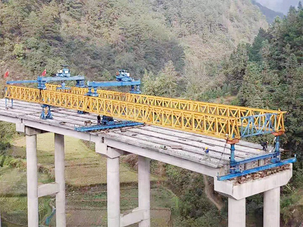 廣西南寧自平衡架橋機租賃廠家 租賃銷售自平衡架橋機